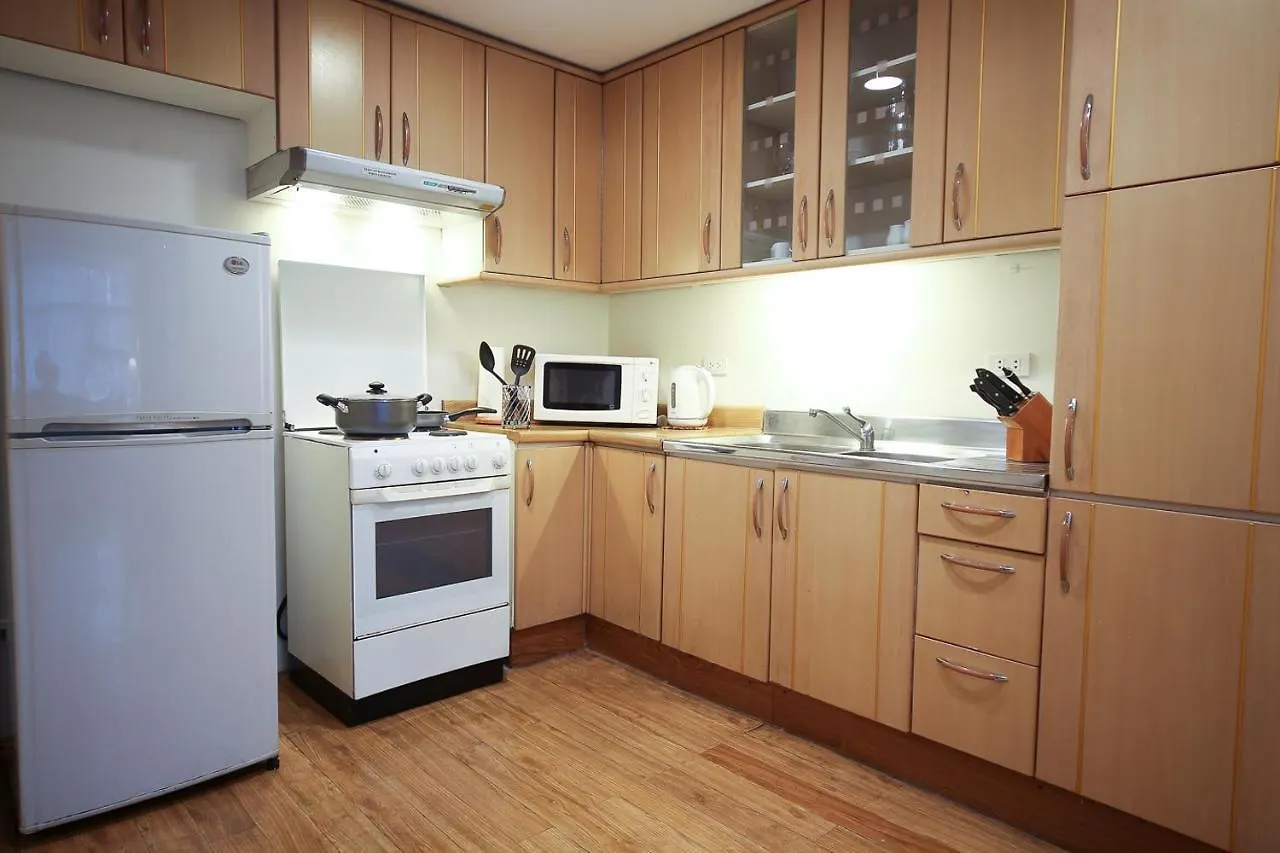 **** Hotel Infinity Tower Suites Makati City Philippines