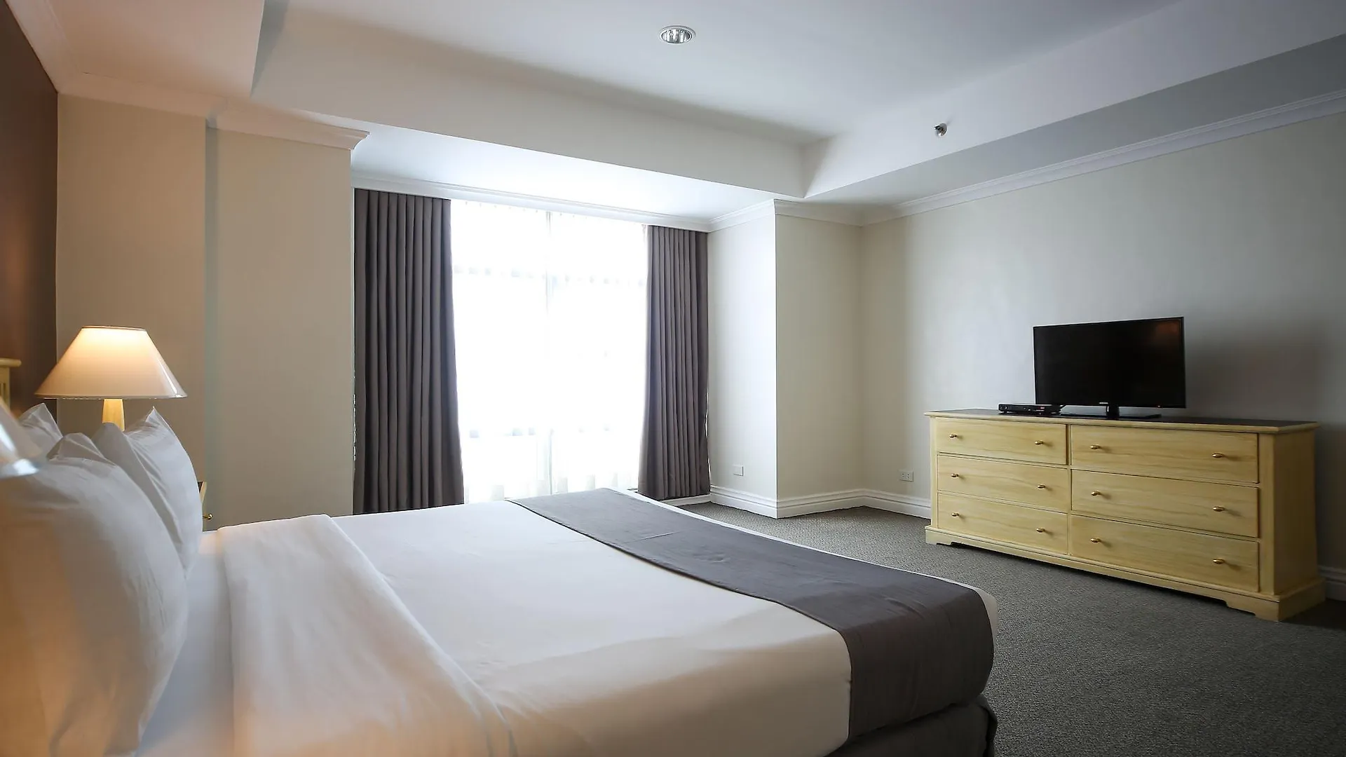 Infinity Tower Suites Makati City