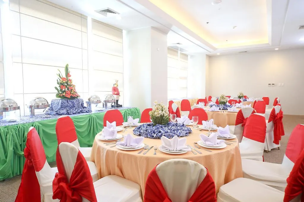 Infinity Tower Suites Makati City 4*,