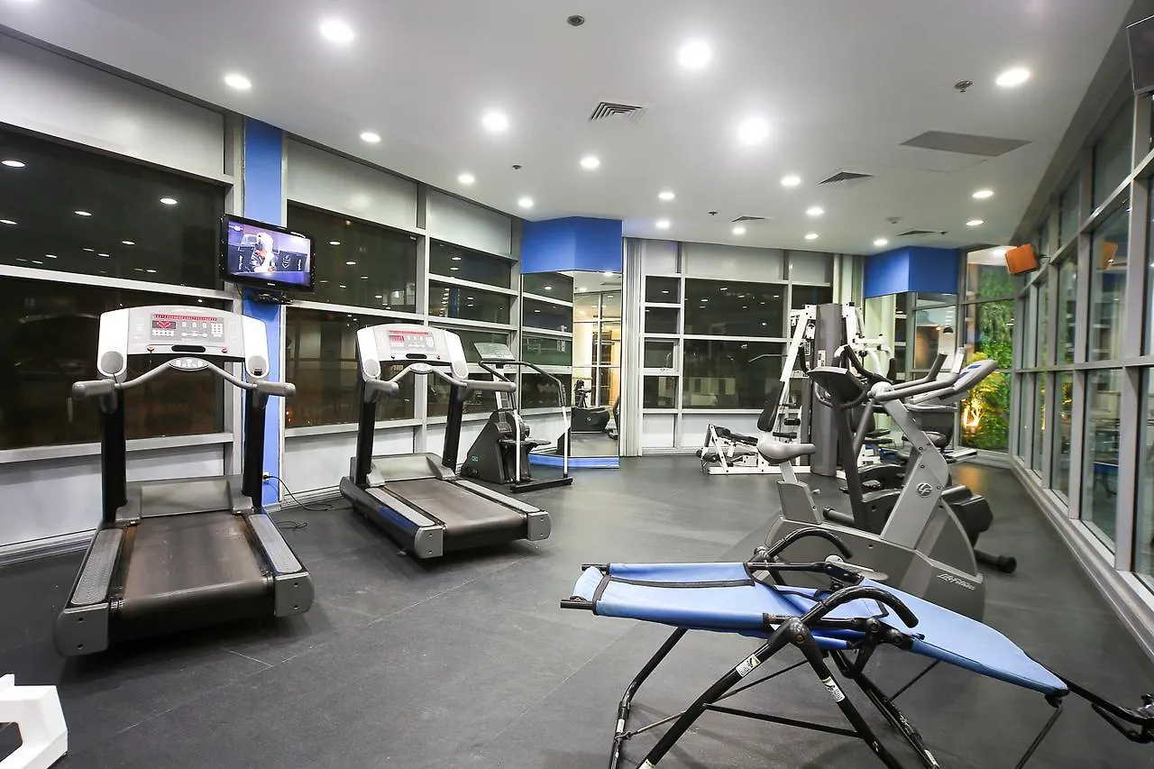 **** Hotel Infinity Tower Suites Makati City Philippines